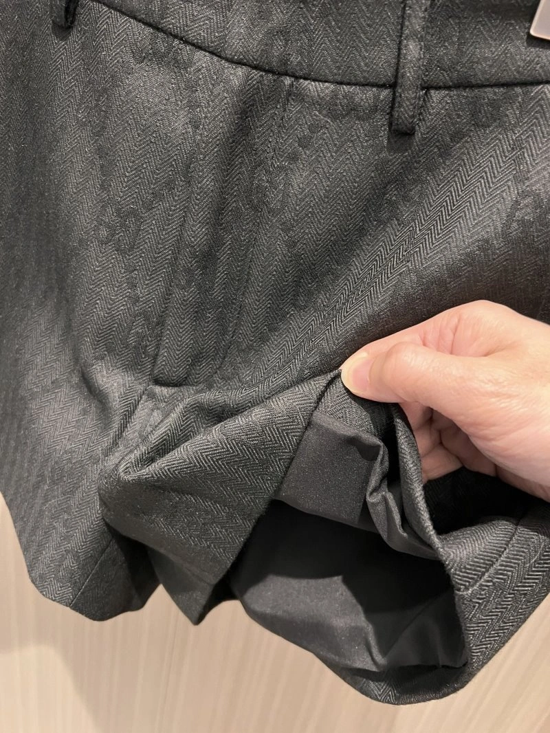 Neat Gucci Short Pants 124823