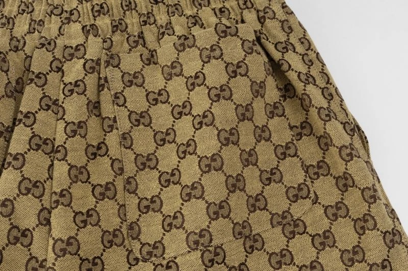 Lightweight Gucci Short Pants 126271