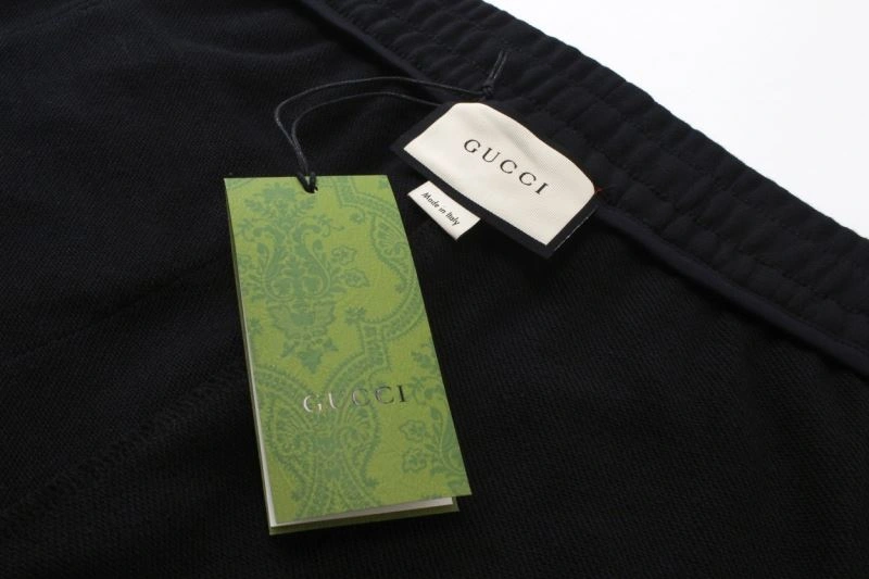 Gucci Short Pants Practical 126266