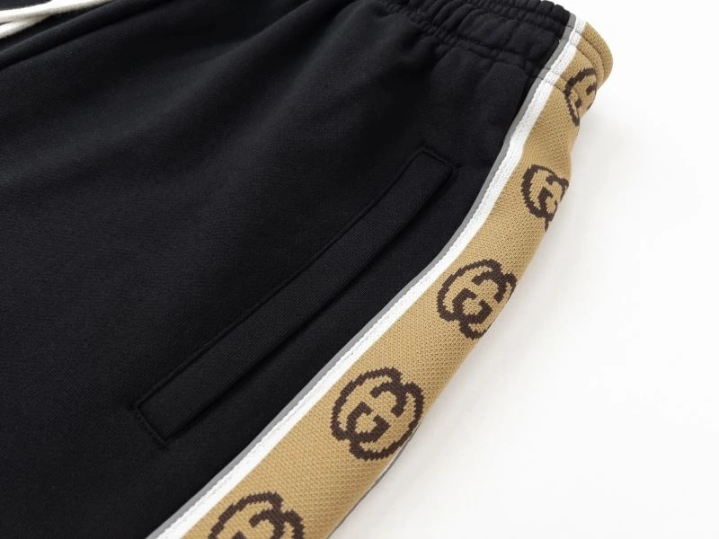 Gucci Short Pants Effortless 126255