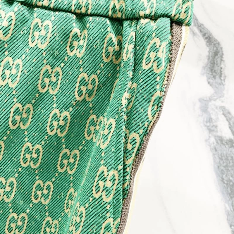 Lightweight Gucci Short Pants 125838