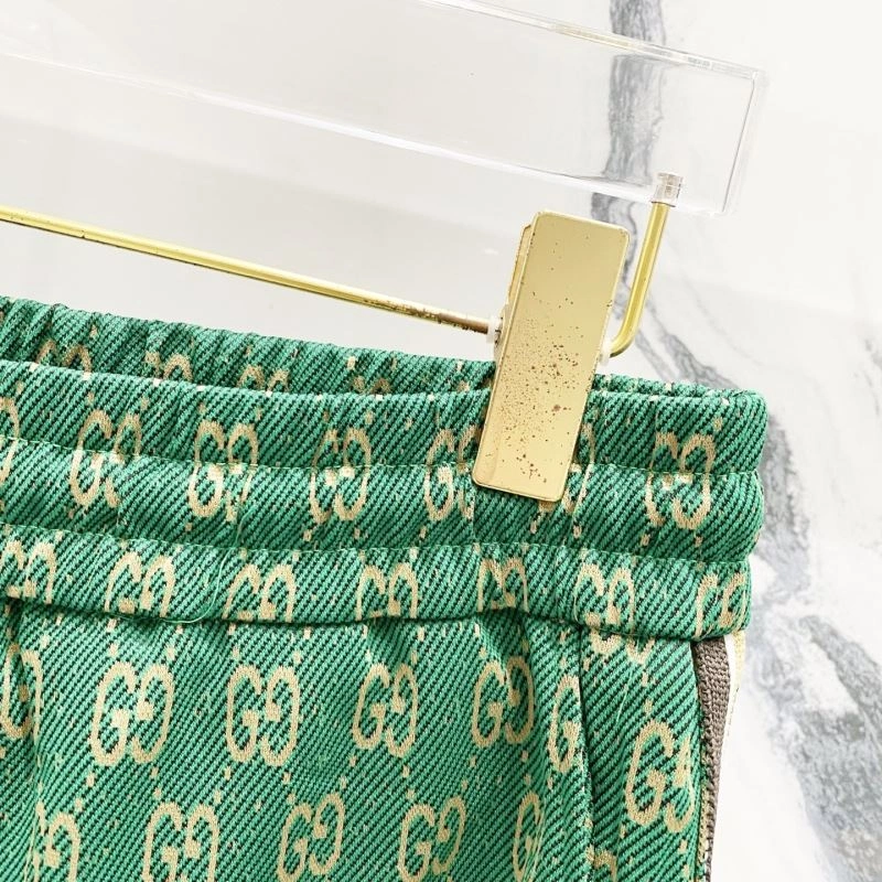Lightweight Gucci Short Pants 125838