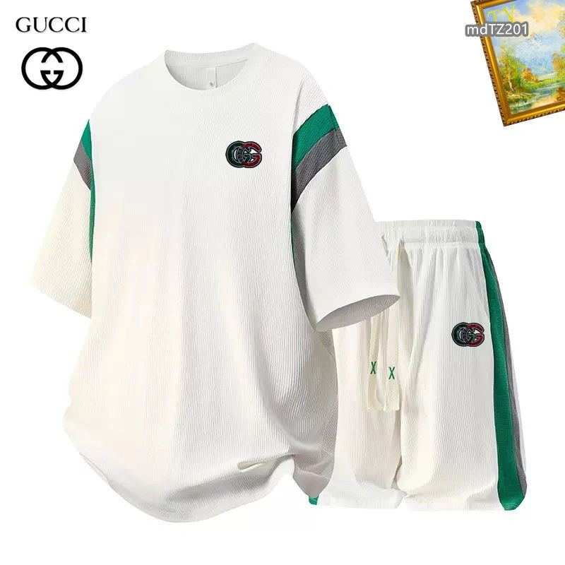 Gucci Short Suits WaterResistant 125045