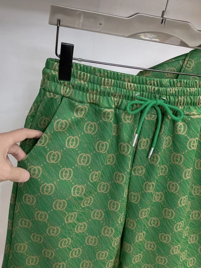 Gucci Short Suits Supportive 125032
