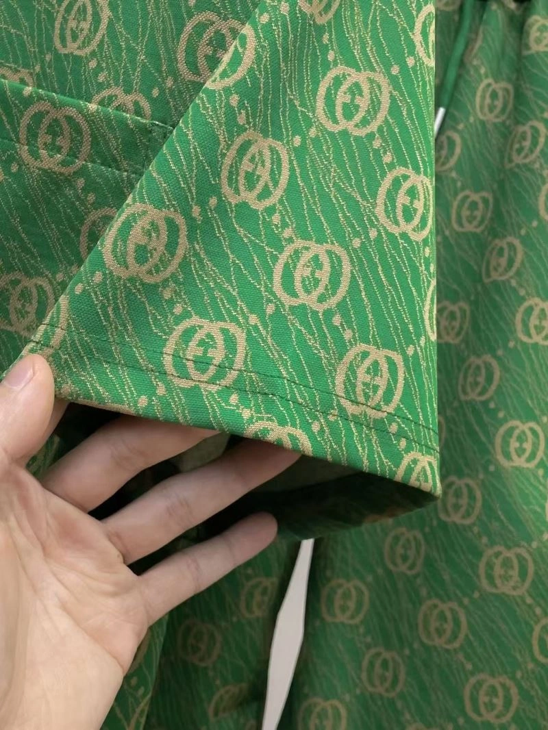 Gucci Short Suits Supportive 125032