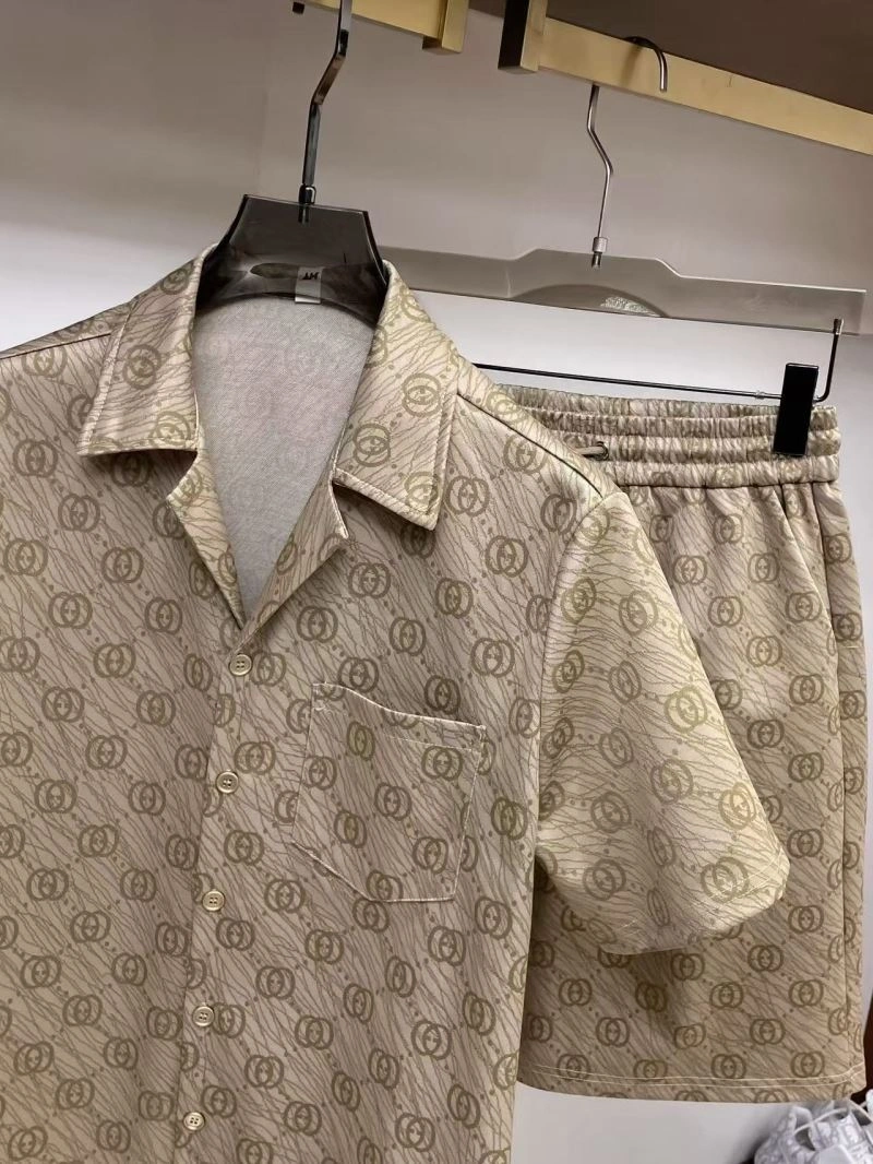 Gucci Short Suits Breathable 125033