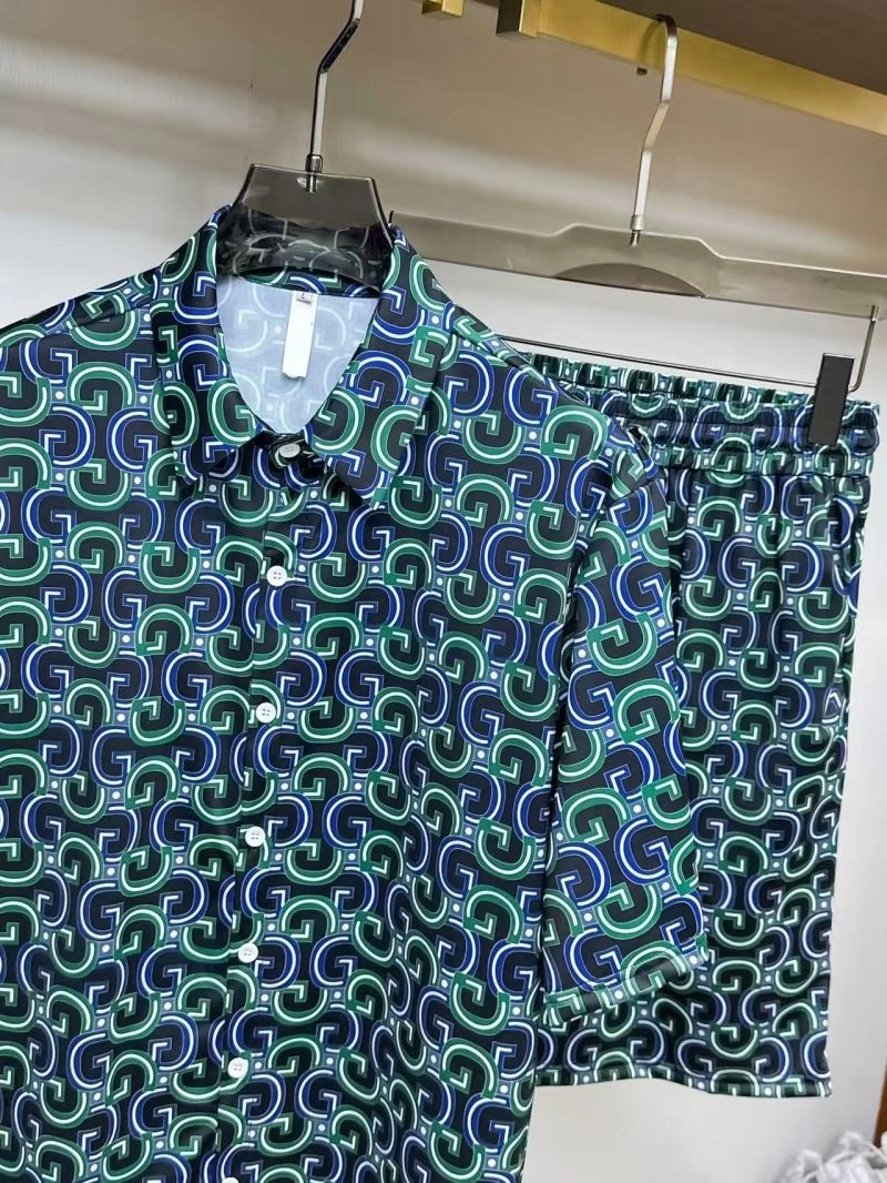 Gucci Short Suits TimelessDesign 125022