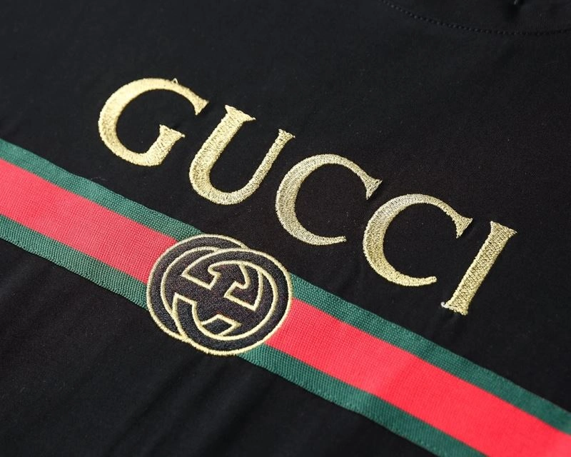 Gucci Short Suits AllSeason 128495