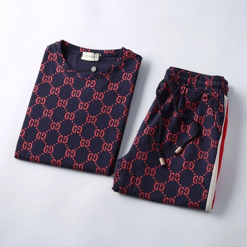 Gucci Short Suits Versatile 128509
