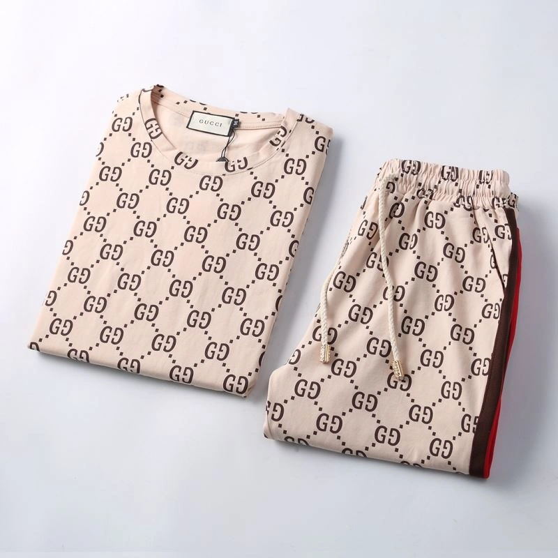 Gucci Short Suits Versatile 128509