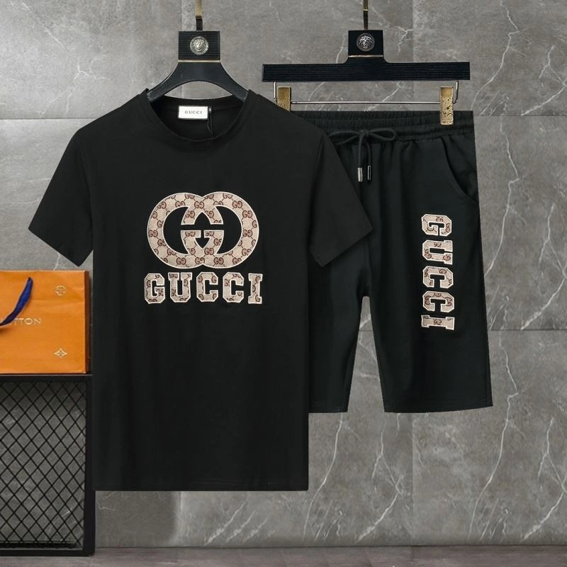 Gucci Short Suits Durable 128499