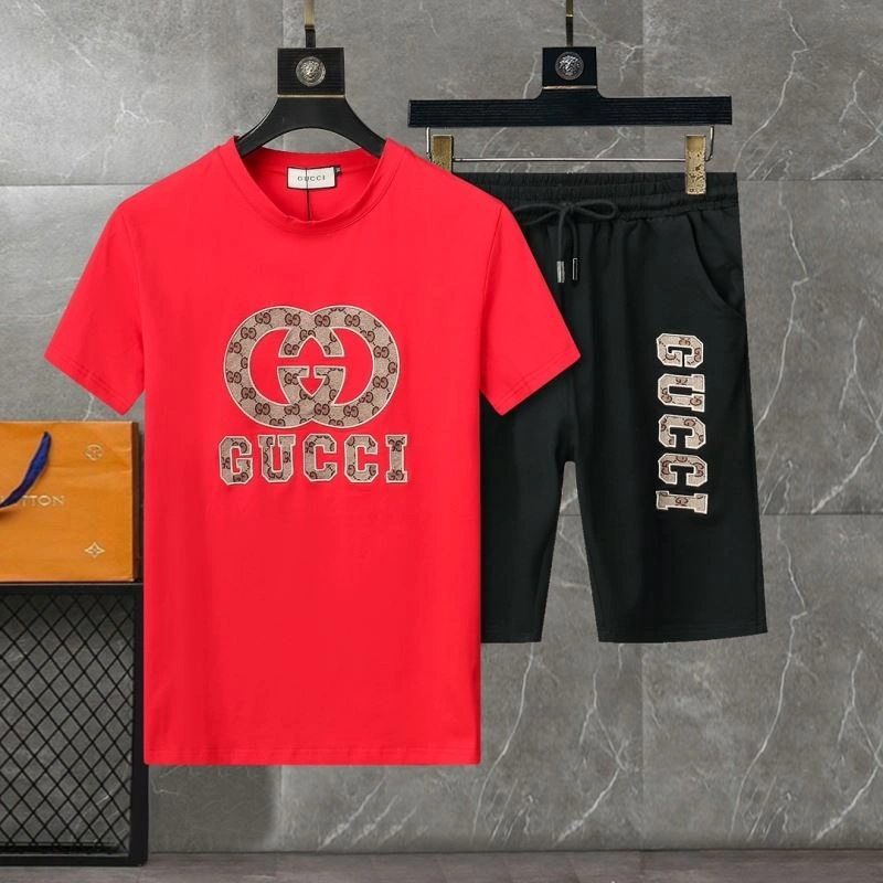 Gucci Short Suits Durable 128499
