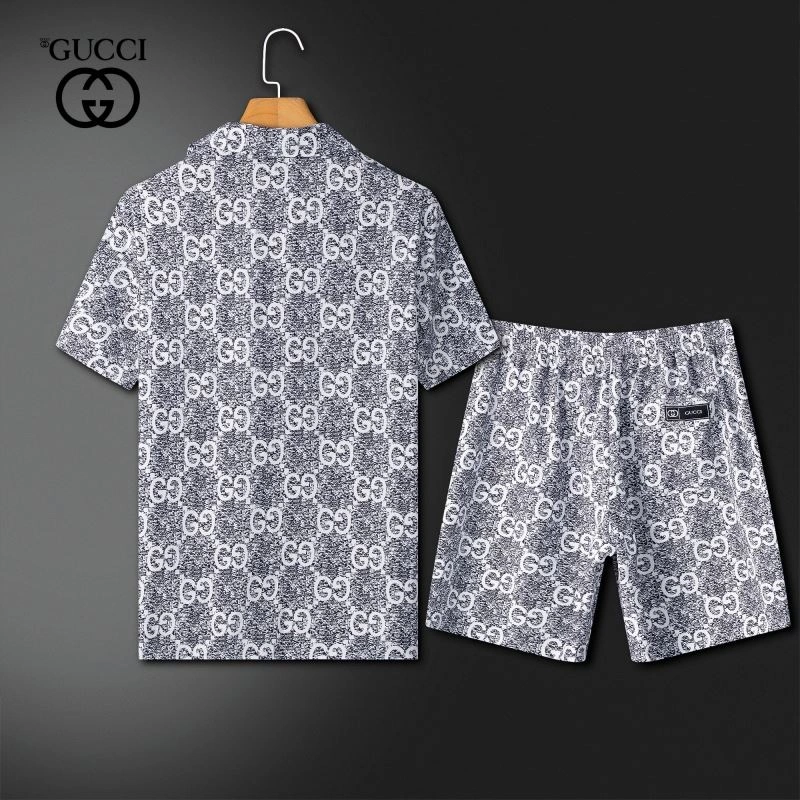 Gucci Short Suits Chic 128898