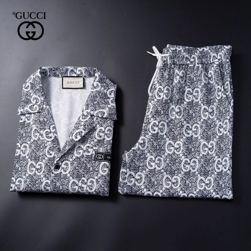 Gucci Short Suits Chic 128898