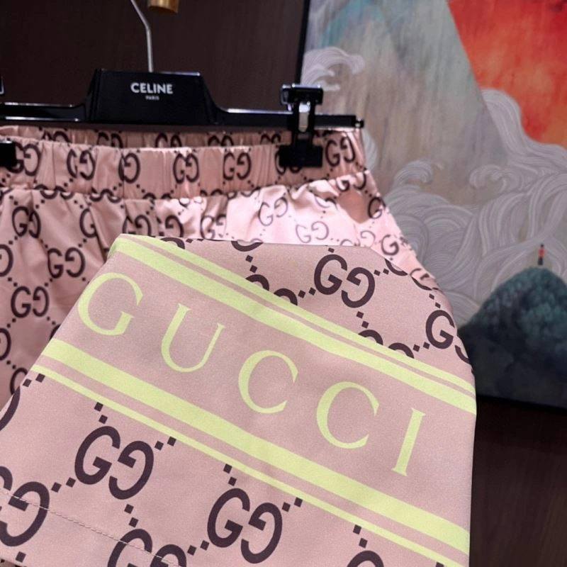 Gucci Short Suits EasyMatch 127513