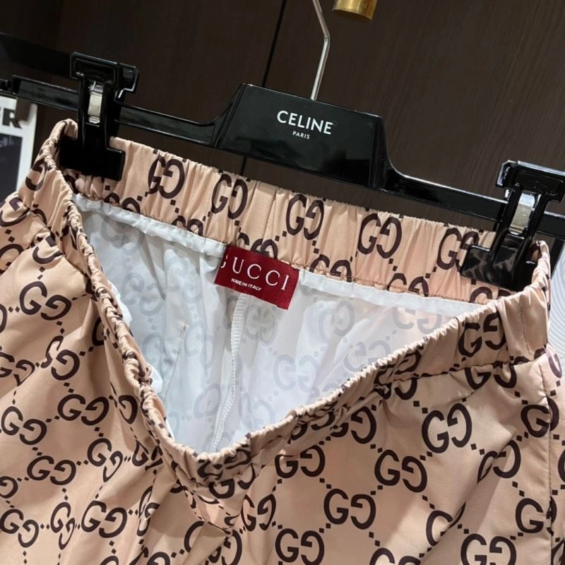Gucci Short Suits EasyMatch 127513