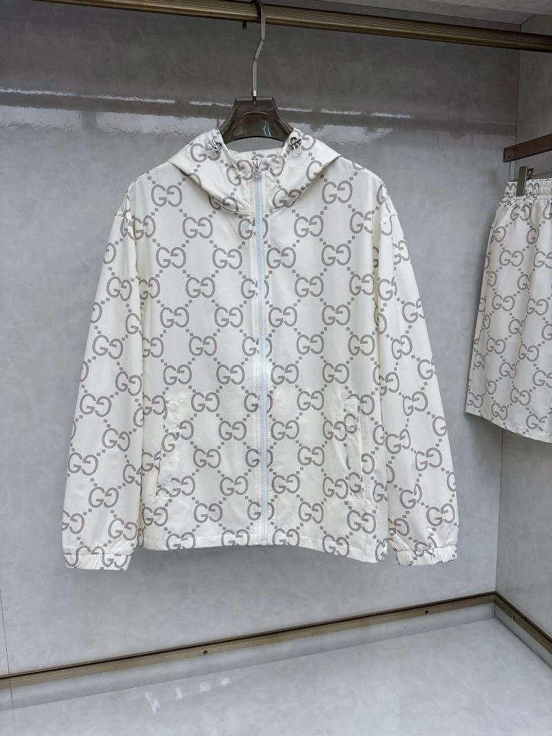 Gucci Short Suits Seasonal 127507