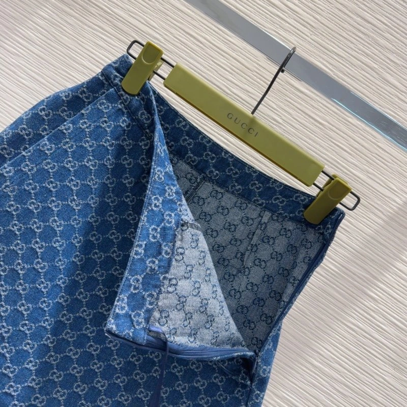 WellDesigned Gucci Short Suits 124625
