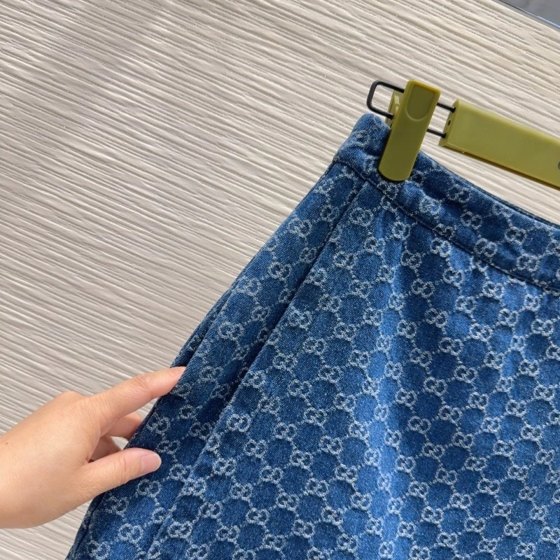 WellDesigned Gucci Short Suits 124625