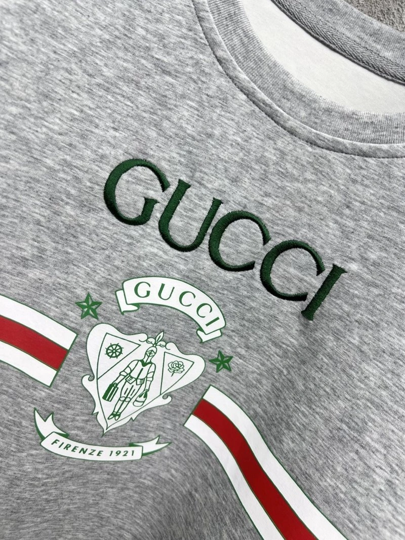 Reliable Gucci Short Suits 124925