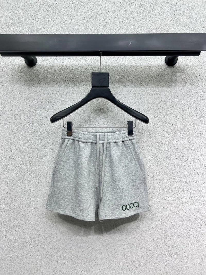 Reliable Gucci Short Suits 124925