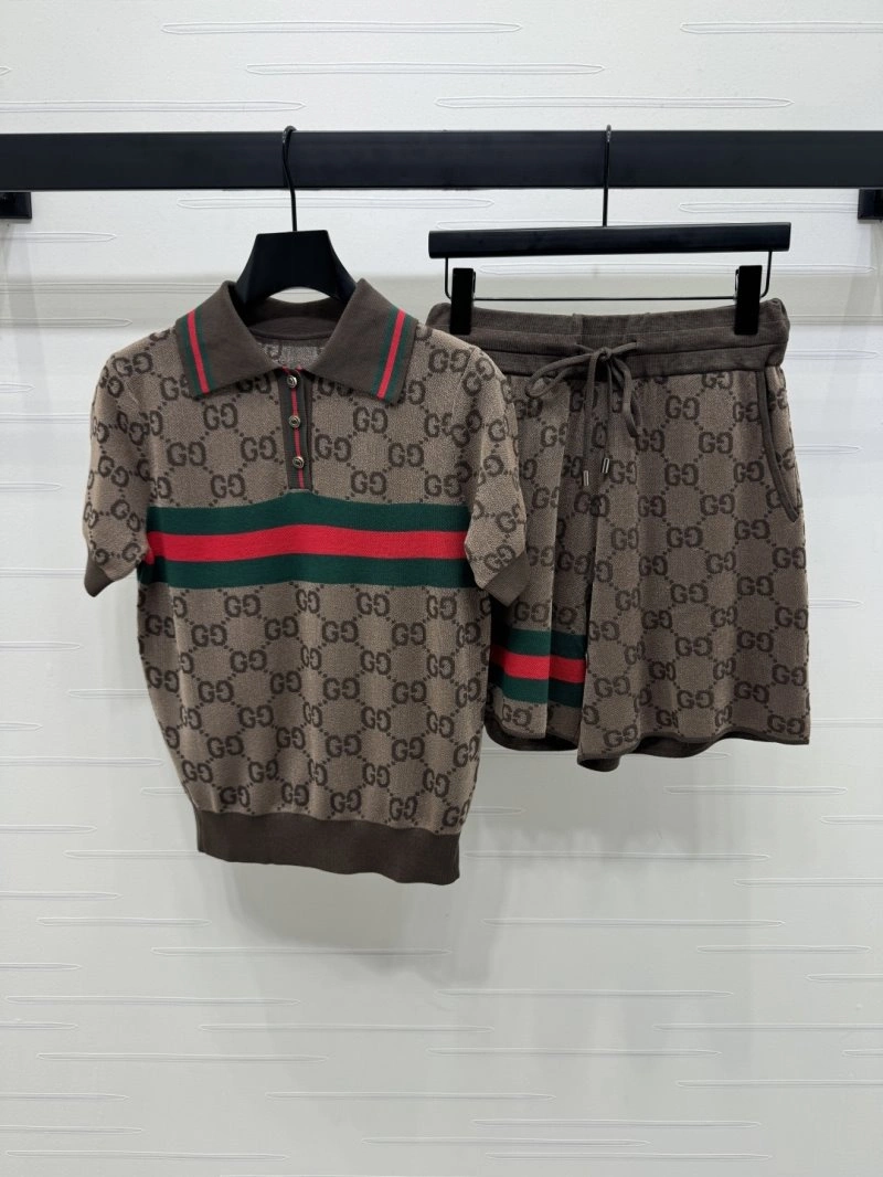 Gucci Short Suits StreetReady 124895