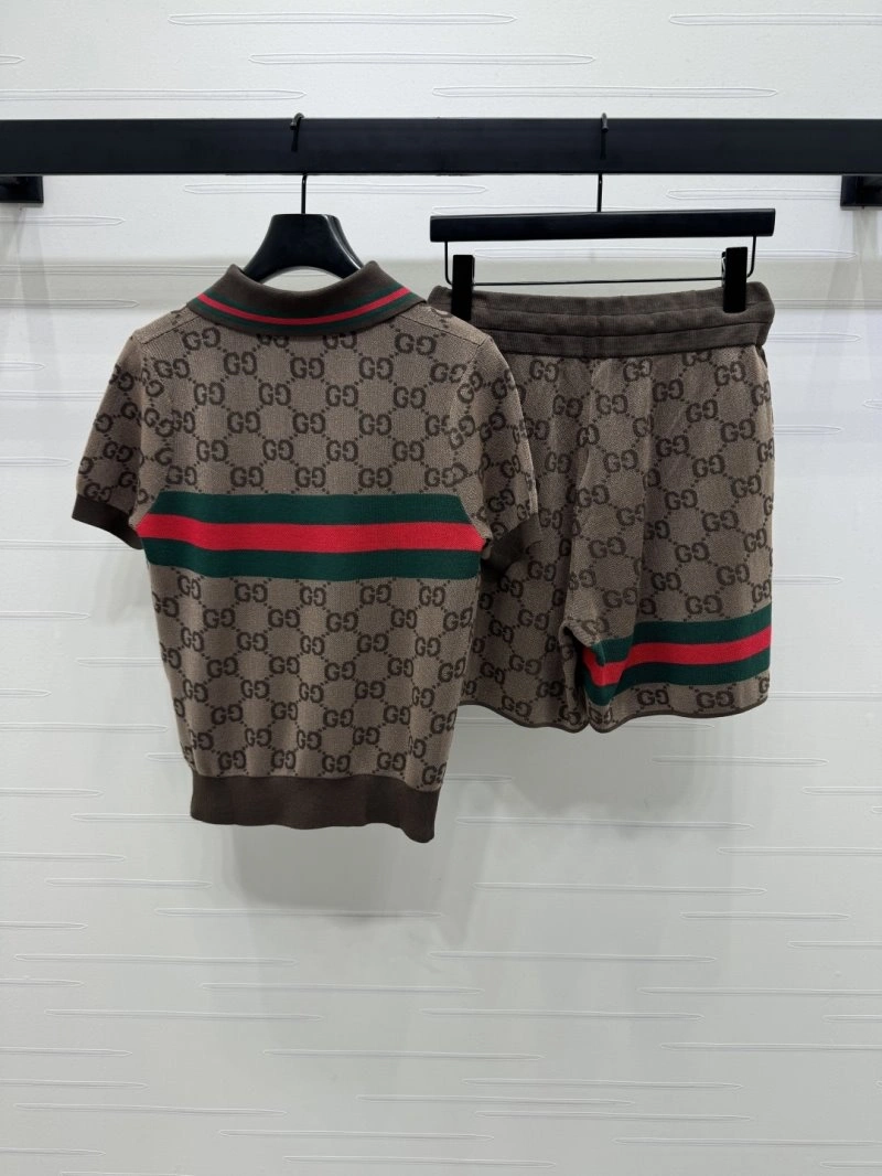 Gucci Short Suits StreetReady 124895
