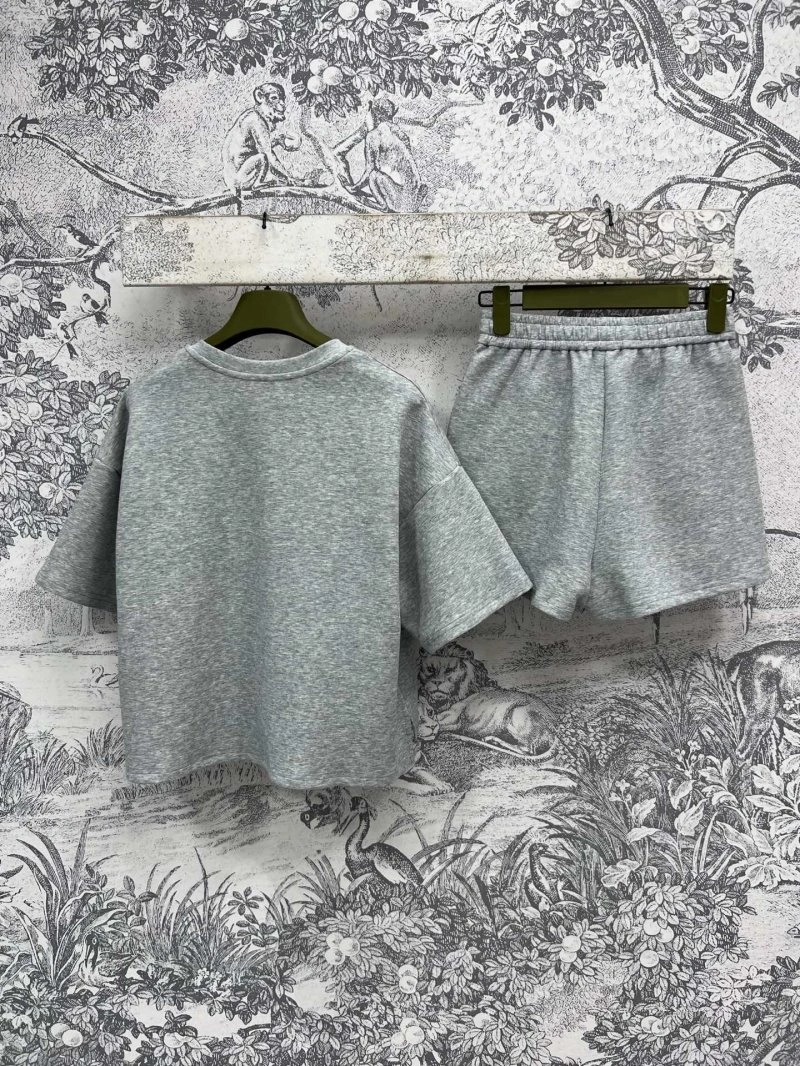 SmoothTexture Gucci Short Suits 124407