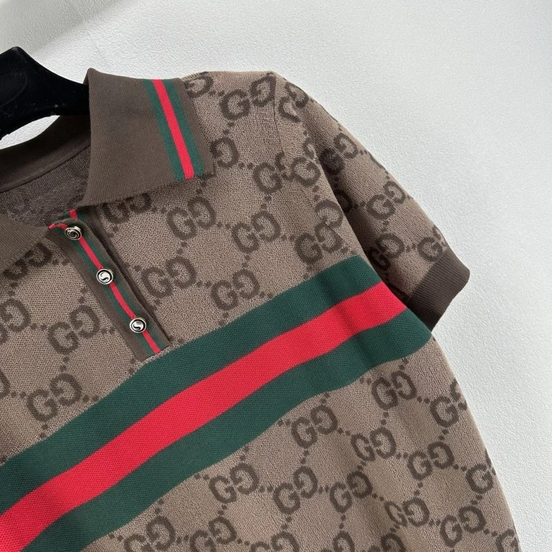 Lightweight Gucci Short Suits 124405