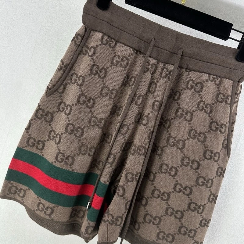 Lightweight Gucci Short Suits 124405