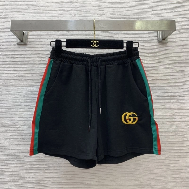Compact Gucci Short Suits 124389