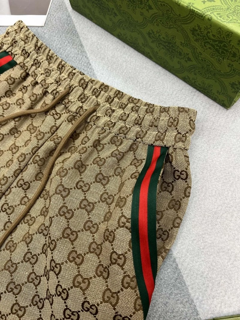 BestValue Gucci Short Suits 124385