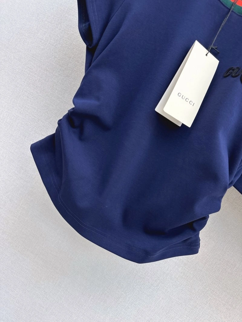 Timeless Gucci Short Suits 124382