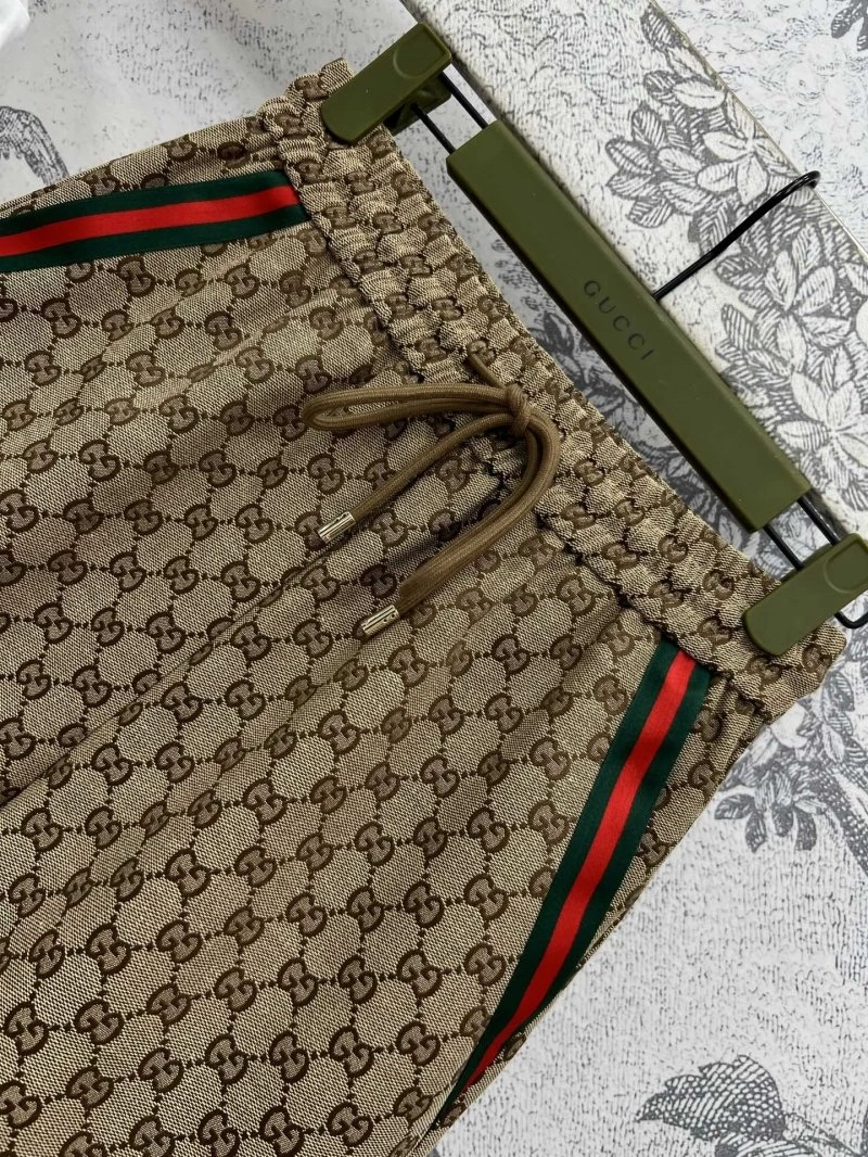 Gucci Short Suits ZipUp 124381