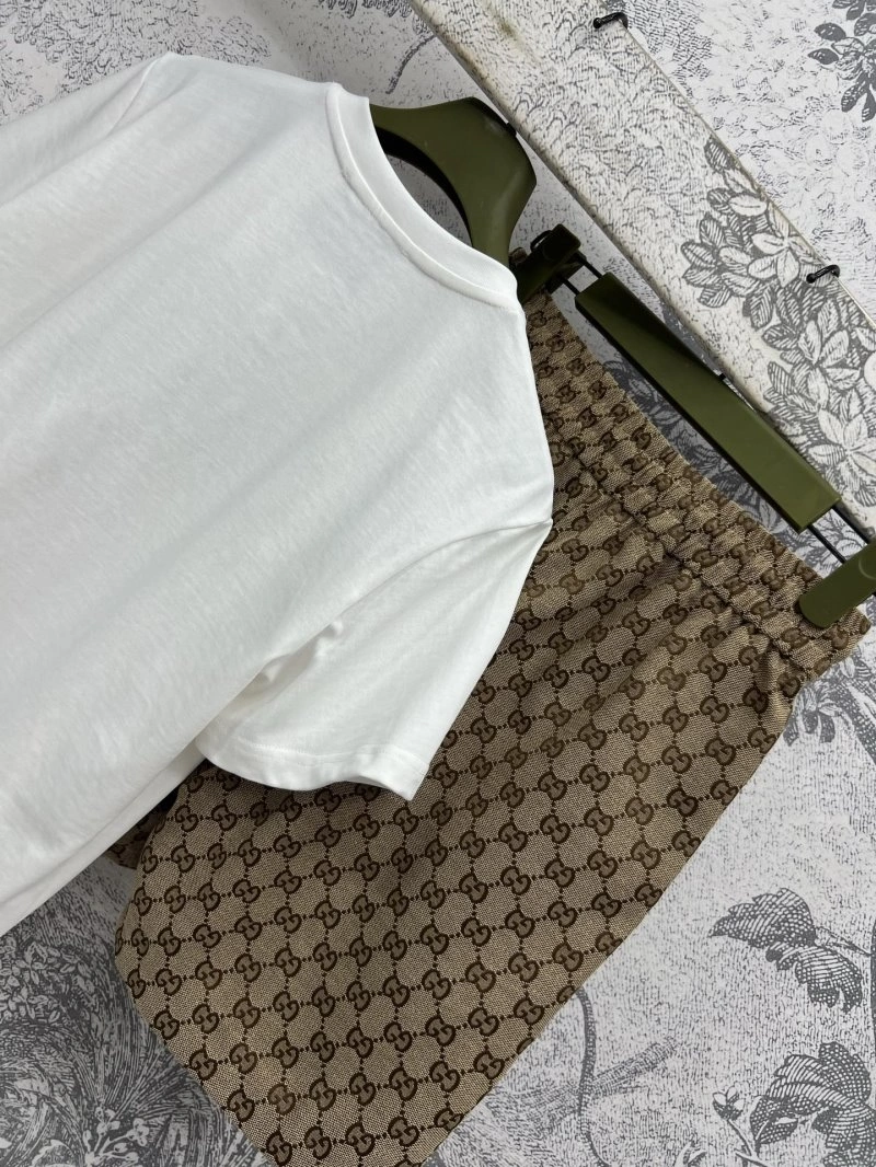 Gucci Short Suits ZipUp 124381