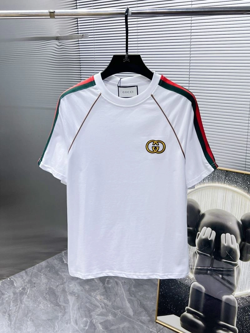 Gucci Short Suits Casual 127211
