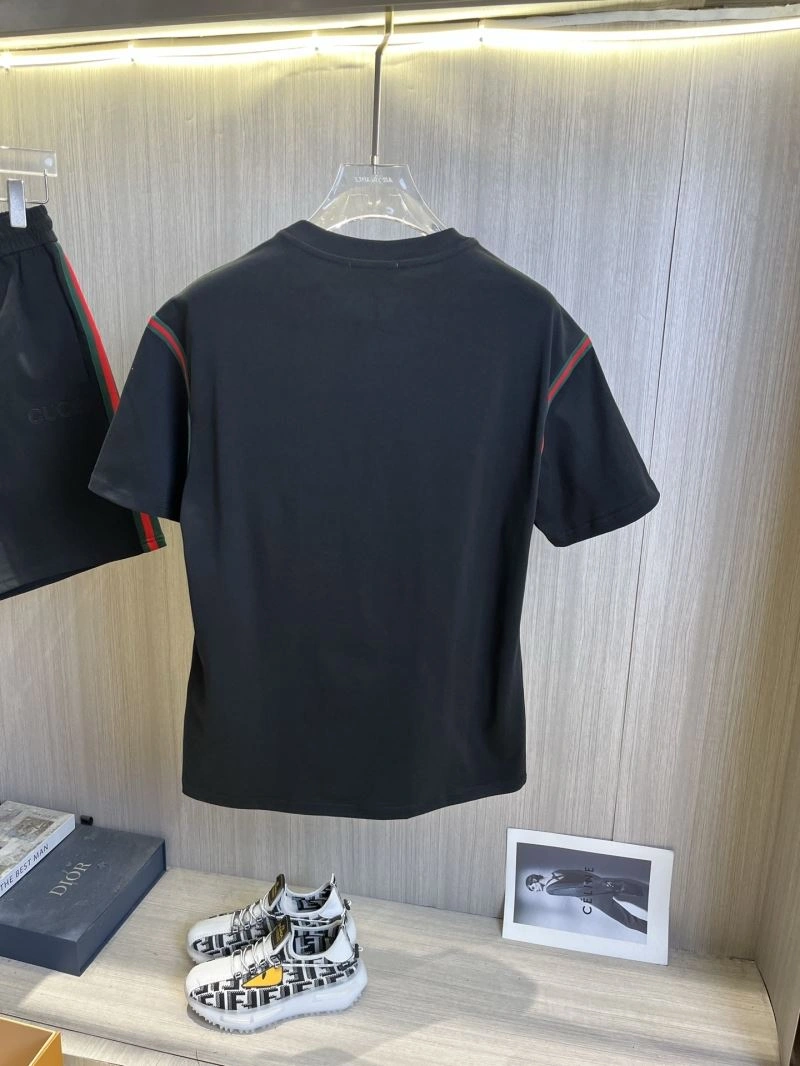 Gucci Short Suits GoAnywhere 126731