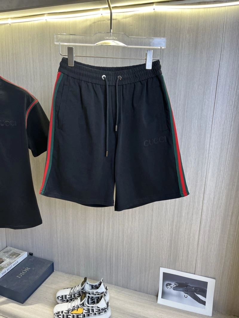 Gucci Short Suits GoAnywhere 126731