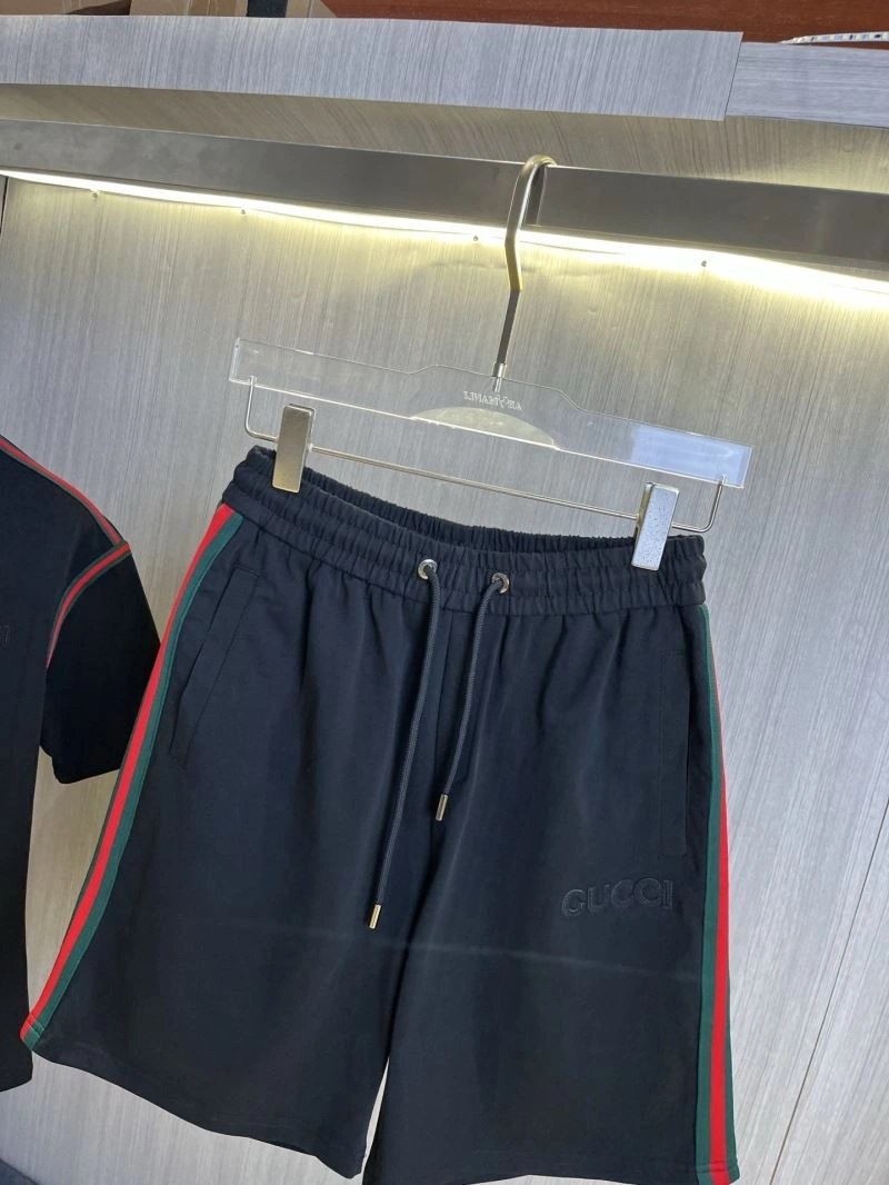 Gucci Short Suits GoAnywhere 126731