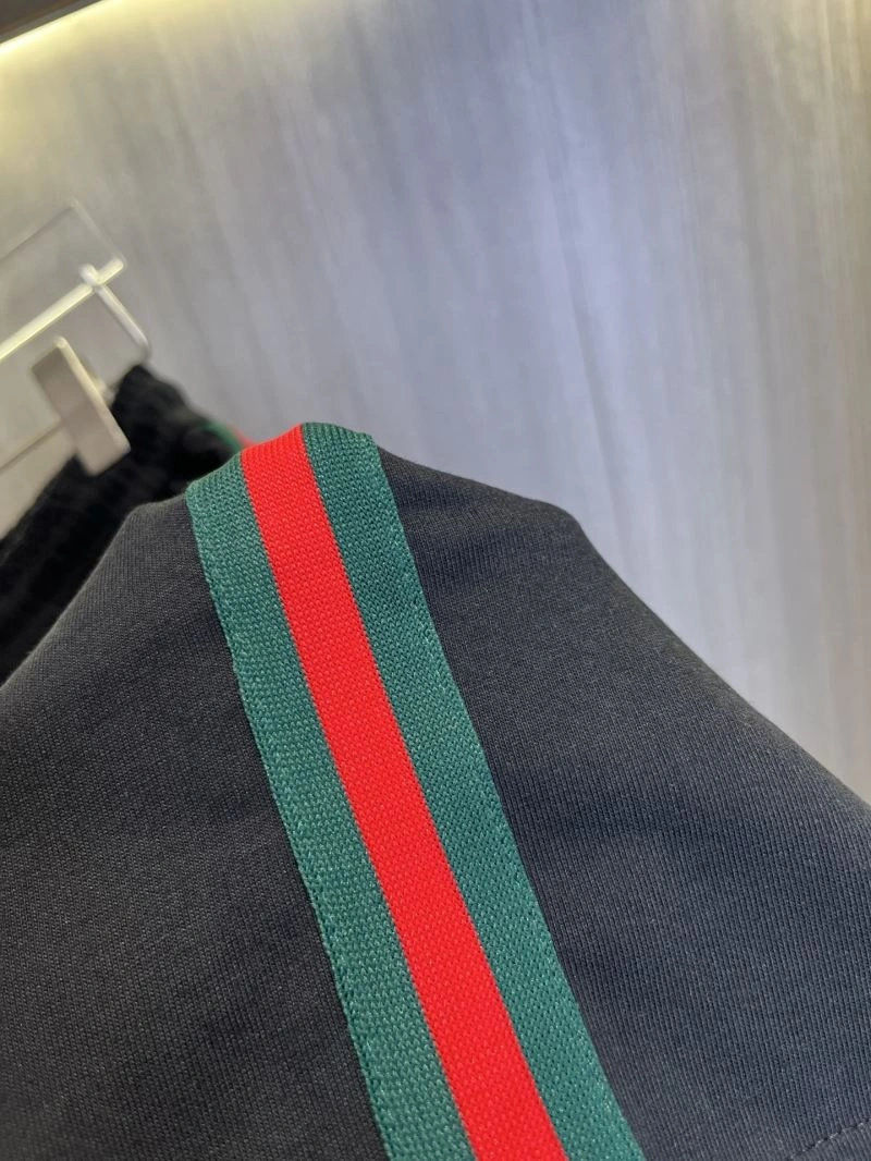 Gucci Short Suits GoAnywhere 126731