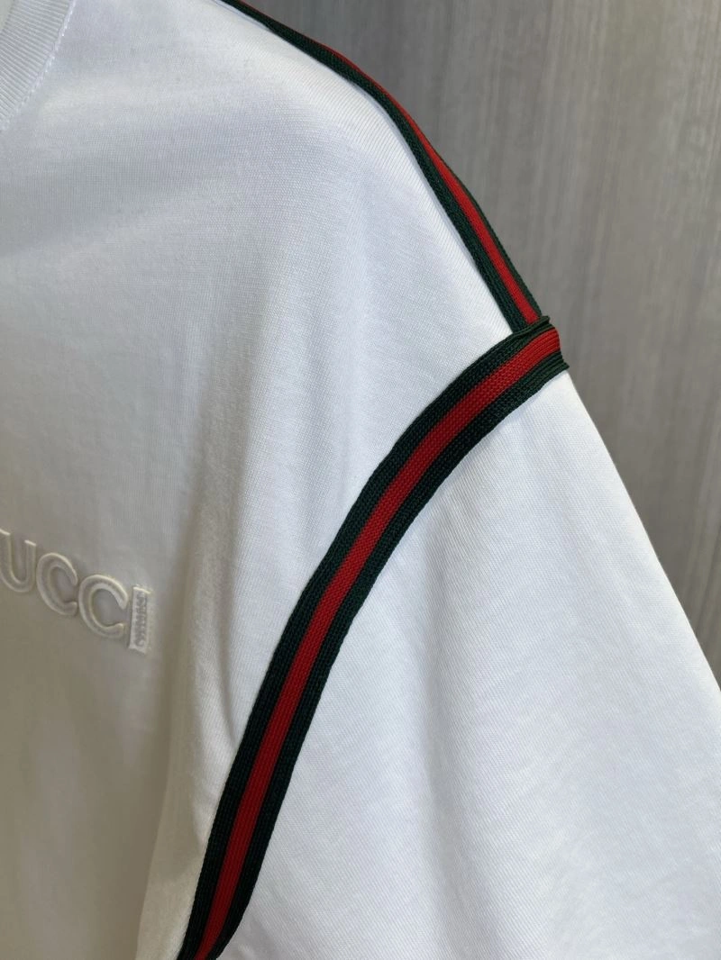 Durable Gucci Short Suits 126724