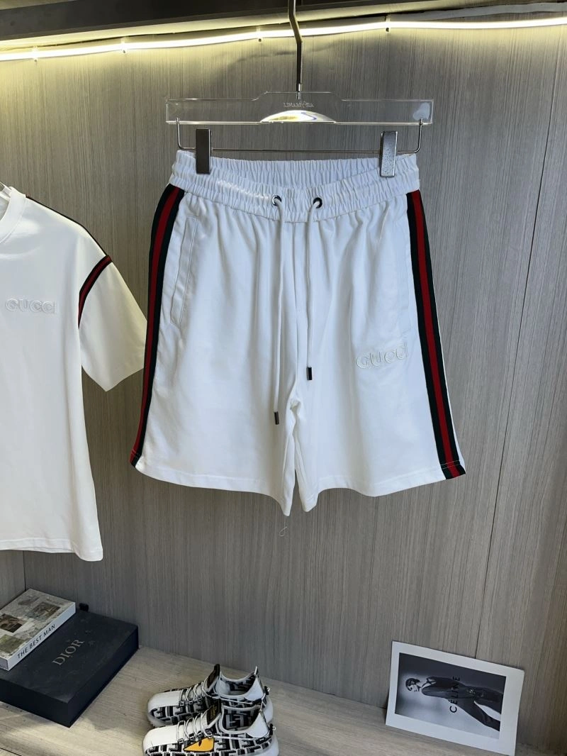 Durable Gucci Short Suits 126724