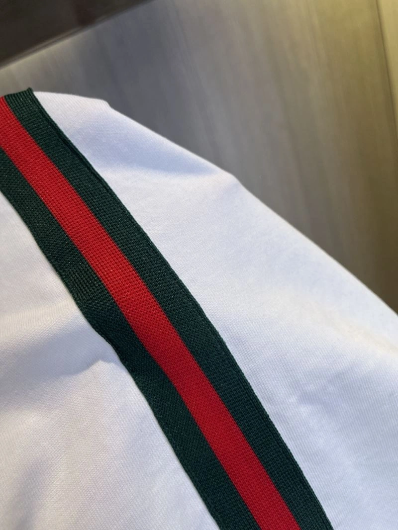 Durable Gucci Short Suits 126724