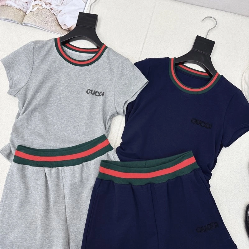 Gucci Short Suits UrbanChic 124835