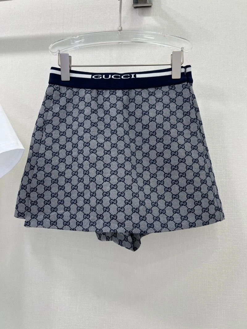 WellDesigned Gucci Short Suits 124833
