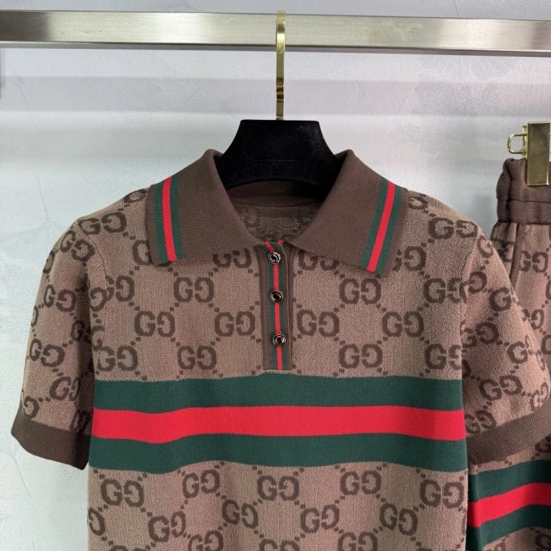 Gucci Short Suits Soft 124816