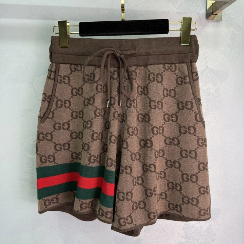Gucci Short Suits Soft 124816