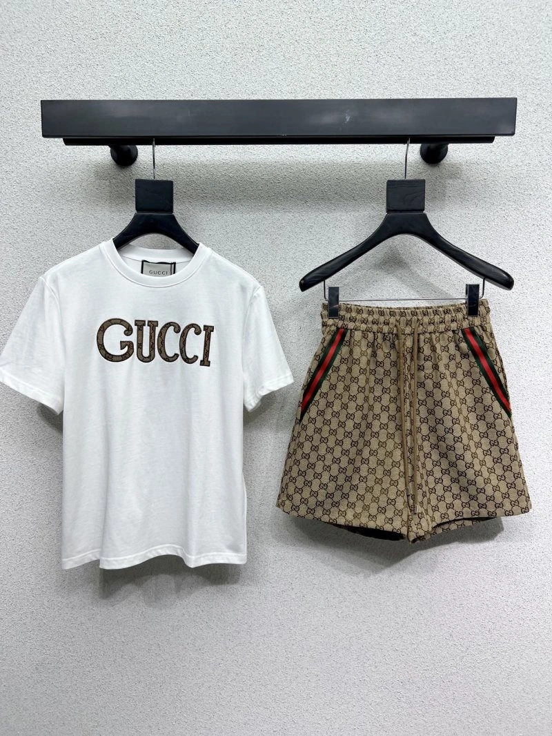 Gucci Short Suits Fashionable 124827