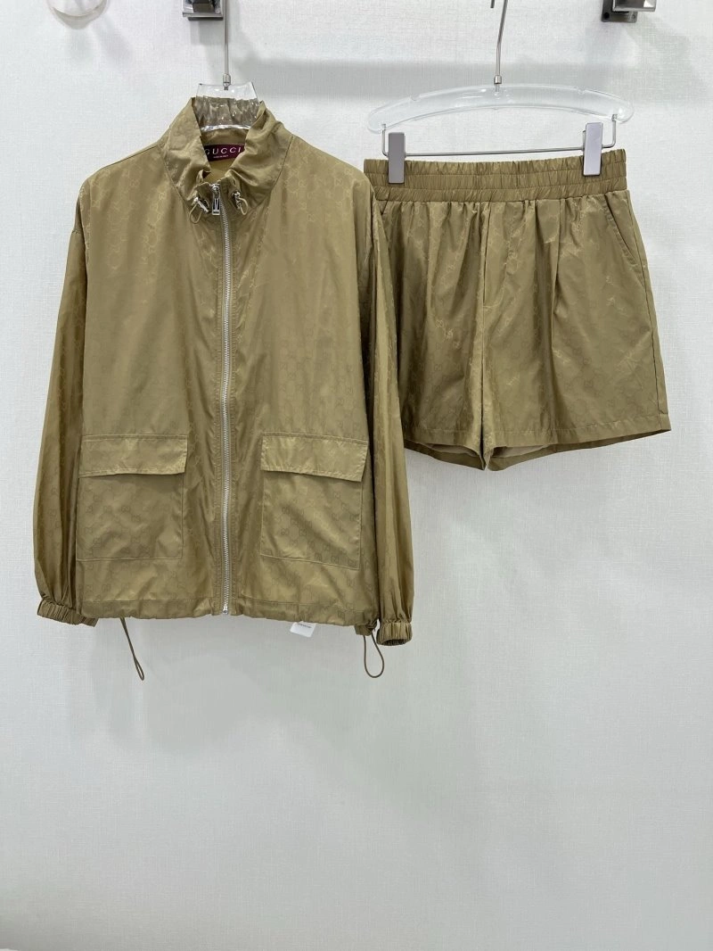 EasyMatch Gucci Short Suits 124811