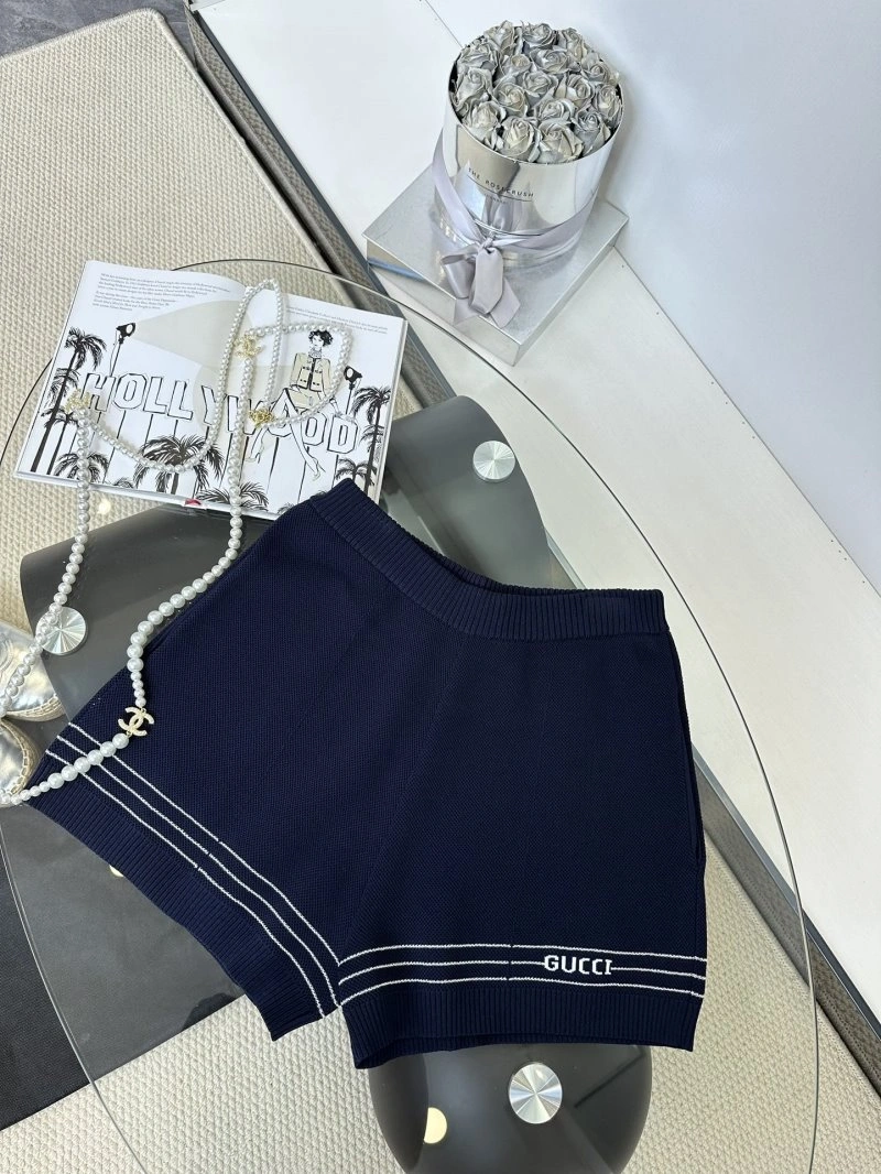Gucci Short Suits Breathable 124726